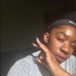 Meet your Posher, Japhia